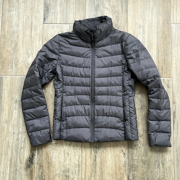 Uniqlo light down puffer Jacket Matte Grey XS - Picture 1 of 3
